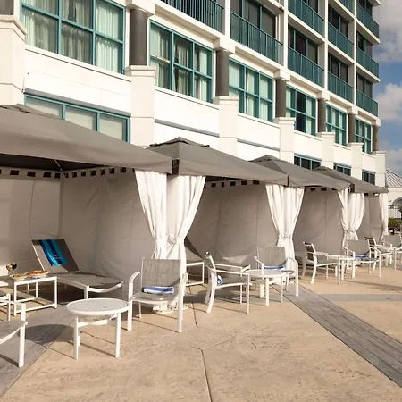 Hilton Daytona Beach Resort (Adults Only)-3